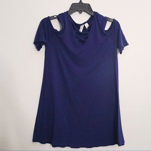 Open Shoulder Flowy Maternity Shirt